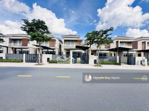bán biệt thự đơn lập kđt suncasa central vsip ii đường dân chủ 250m2 giá 6.37tỷ full vị trí đẹp