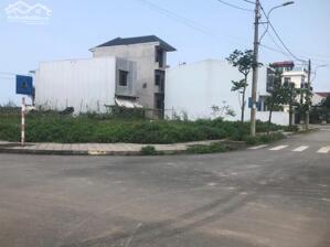 Lô góc 2 măt tiền view công viên KQH Hoàng Quốc Việt Sau Lưng Toàn Án Gần đường Tố Hữu