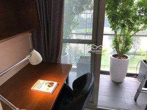 cần cho thuê căn hộ scenic valley 1 pmh q7.3pn 135m2 giá 30tr/th. lh: 