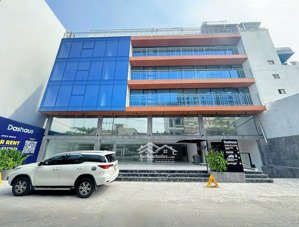 cho thuê nguyên căn mới xây 25m x 15m trệt 2 lầu gần vòng xoay phú lâm