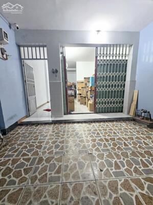 Bán Nhà Trung Mỹ Tây 2A. 63m2, 2 Tầng Đường 6m thông tứ tung