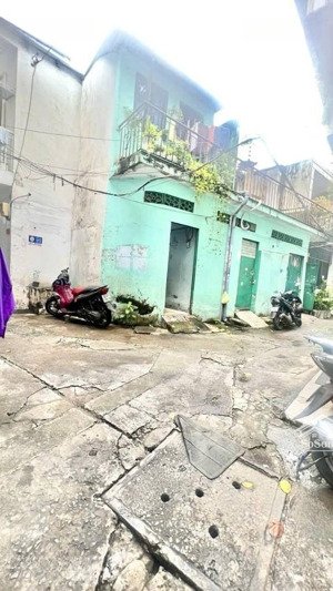 âu cơ 50m2, 2 tầng có sân thượng, hẻm 3m yên tĩnh chỉ 3.99 tỷ p.10 tân bình