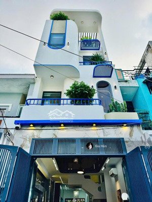 cô sáu bán nhà 50.4m2 bùi đình túy gần ngã 4 hàng xanh, giá 2 tỷ 480. xây 1 trệt 3 lầu, hẻm oto