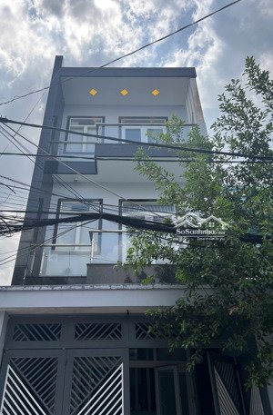 bán gấp nhà 5x16m. 3.5 tầng. đường 8m lê văn lương, nhơn dức, nhà bè. giá: 6,5 tỷ. lh: 