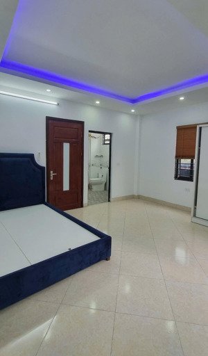 nhà đẹp ơ ngay, phố lê trọng tấn, hà đông dt 30m2, 5 tầng, giá chào 5.5 tỷ