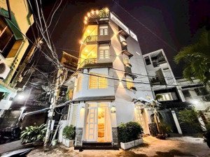 40m² (3,8x11m) nhà 5 tầng hxh thông p5 - 5pn - góc 2 mặt thoáng - đậu xe thoải mái chỉ 7,75 tỷ