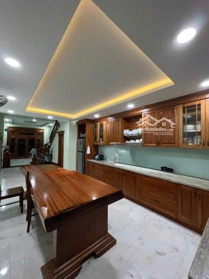 nhà dẹp 3 tầng, 91m, gần phạm văn đồng, xe hơi vào tận nhà 7.85tỷ tl