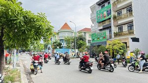 kẹt tiền bán gấp nhà c4 2 mặt tiền kinh doanh vip | dt: 8mx18m| khu tái định cư linh xuân| thủ đức