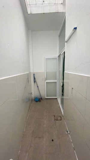 bán nhà hẻm nội bộ đường tô hiệu q. tân phú 68m2 đúc lầu giá chỉ 7.4 tỷ