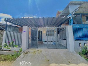 bán nhà mặt tiền hẻm xây mới 100%