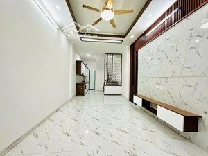 bán nhà riêng tại quan nhân, 8 triệu vnd, 45 m2, 4pn + 4wc + 4 tầng