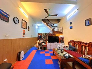 hoa bằng - nhà phân lô gần ô tô nhà vuông đẹp 52m² chỉ 9.39 tỷ