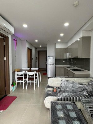 cho thuê căn hộ river panorama. dt 62m2, 2 pn, 2 wc, nội thất đầy đủ. giá 12 triệu