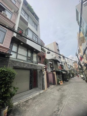 nhà đẹp kinh doanh nguyễn tri phương chỉ 1/ hẻm xe tải thông thoáng 5 tầng chỉ 11.x tỷ