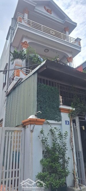 bán gấp nhà 3 tầng chủ cần rút sổ từ ngân hàng