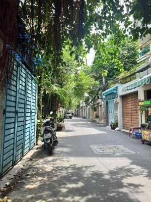 bán nhà cũ hxh thành thái, p. hòa hưng (q. 10 cũ) - dt 4x18m, cách mặt tiền 15m giá chỉ 11 tỷ