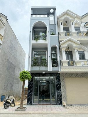 bán nhà 2 lầu 1trệt 4 pn kdc an phú tp hcm có hỗ trợ ngân hàng