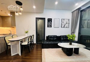 cho thuê căn hộ 3 phòng ngủ masteri west height kèm dịch vụ quản gia cao cấp