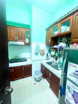 cho thuê chung cư 312 lạc long quân, quận 11, dt: 72m2, 2pn có bancong full nội thất giá 10tr