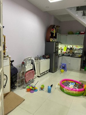 bán nhà đẹp đường số 6, dtsd 65m2, shr, hoàn công giá 4 tỷ. gần chợ, gigamall. lh trường