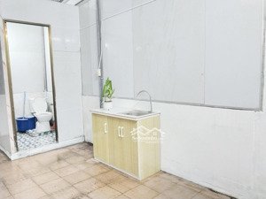 chính chủ cho thuê phòng tách bếp trung tâm quận 10 giá rẻ