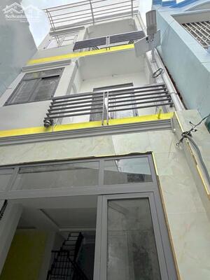 Nhà ngay Ý ƯỜ Ệ , gần ợ Â Ì hẻm thông, kế hẻm xe hơi