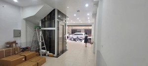 ô tô đỗ cửa, phân lô, thang máy, hồng hà, ba đình, 36m2, 13,2 tỷ