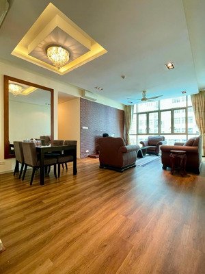 công ty kashome - chuyên bán the vista - sổ hồng - nhà decor rất đẹp - cho thuê giá cao
