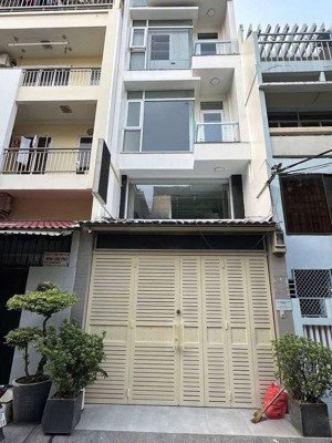 cô hà đi định cư bán gấp nhà dt 78m2/3tỷ5 bùi văn ba-tân thuận đông-quận 7. gần chợ bùi văn ba 600m