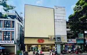 xuống giá! bán nhà mặt tiền siêu đẹp hoàng hoa thám - 9x20m 3 tầng - hđt: 120 tr/th - giá: 29.5 tỷ