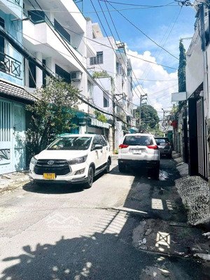 bán nhà hẻm 7m nguyễn thị minh khai. p.đakao. q1. dt: 8*12m. kc: 3 tầng. 18 tỷ tl