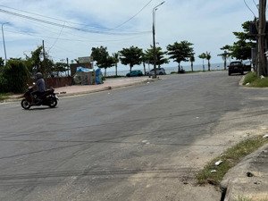 đất 2 mt đường hồ thấu, sơn trà 136m2. ngang 18m