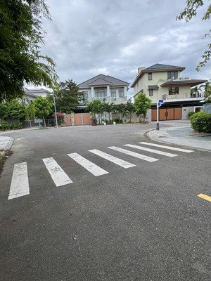 lô đất đẹp hướng đông nam cực hiếm ngay nội khu euro village 2, diện tích 300m2