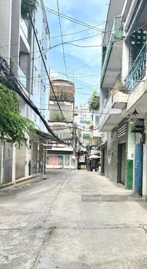 bán nhà phú nhuận hẻm xe hơi huỳnh văn bánh gần lê văn sỹ thuê 33tr/tháng 3 tầng