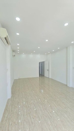 bán nhà đẹp 5 tầng mặt tiền đường phan đình phùng - giá 8,8 tỷ - tp nha trang