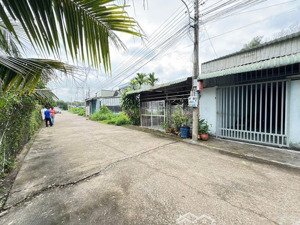 mặt tiền dx nhựa 6m thông dân cư đông hiện hữu (định hòa cũ) phường chánh hiệp tp. hồ chí minh