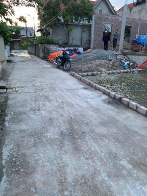 hoa động trục thông ngõ ô tô tải vào thoải mái giá chỉ 1,7x tỷ