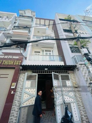 nhà hẻm xe tải 1 sẹc ( 4*18m ) 1 trệt 3 lầu - 3pn- 4wc - full nội thất - như hình