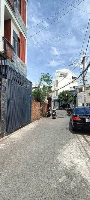 bán lô đất sổ hồng riêng, dt 72m2/1,65 tỷ, cách svd dĩ an 300m, di chuyển 5p ra đường hai bà trưng