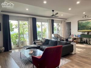 Bán 143m2 Ciputra E4, 3 phòng ngủ full đồ, 6 ban công siêu thoáng - Ánh 0973781843