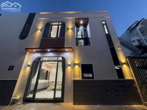 Nhà trệt lầu Full nội thất - Ngang bệnh viện Nhi đồng Cần Thơ