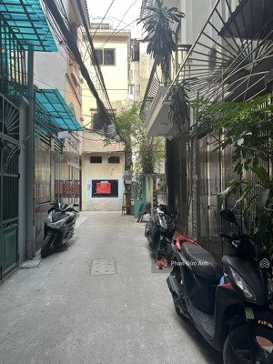 bán nhà ngã 5 ô chợ dừa - 51m2 - trước nhà 3,5m - 2 thoáng trước sau - dân xây - 50m ra mặt phố