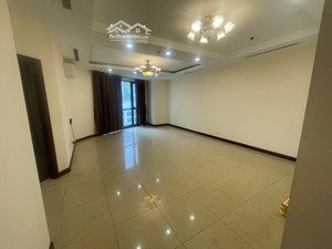 cho thuê căn hộ tại royal city, 2pn, 110m2, nội thất liền tường, giá: 15 triệu, lh: 