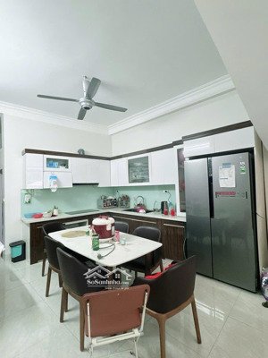 bán nhà kinh doanh hà trì ở ngay ngã 5 đường rộng vỉa hè thoáng vị trí đắc địa 60m2 giá chỉ 17 tỷ