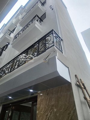 nhà mới phố ngọc trì thạch bàn long biên 5 tầng 34m, mt 6m, oto đỗ cổng 5.85 tỷ