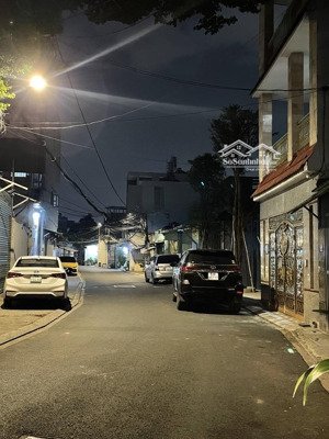bán nhà hẻm xe hơi vào nhà, hẻm thông 50m² giá tốt chỉ 3,2 tỷ trung mỹ tây 13, quận 12.