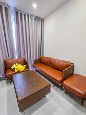 c-skyview cho thuê căn 2pn 80m2 tầng thấp view thoáng mát, full bộ nội thất cao hương mộc furniture
