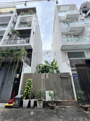 bán đất 4* 14m , hxh , phạm văn chiêu , p14. gò vấp.