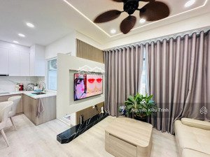 kiều trinh -bán căn hộ góc 02 toà oc2a nội thất đẹp tầng đẹp 1902