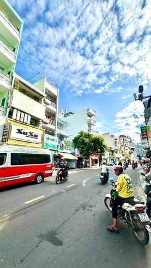 phú nhuận, mặt tiền kd sầm uất huỳnh văn bánh_phan đình phùng, 4 tầng,32m2, 9.45 tỷ